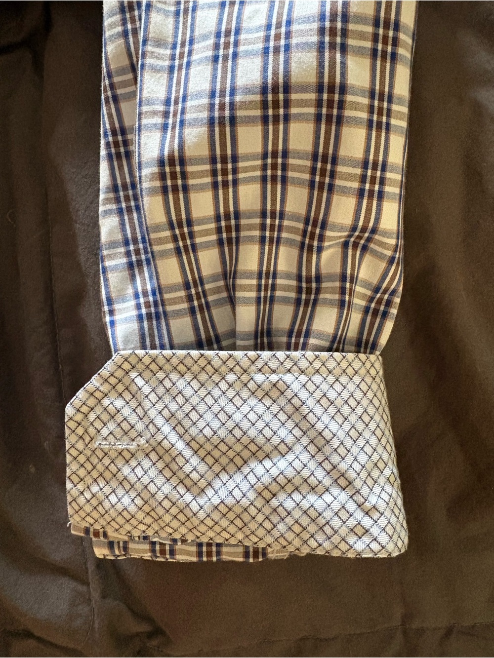 Egara Men’s Beige Plaid Button Up Dress Shirts (2) - Picture 3 of 7